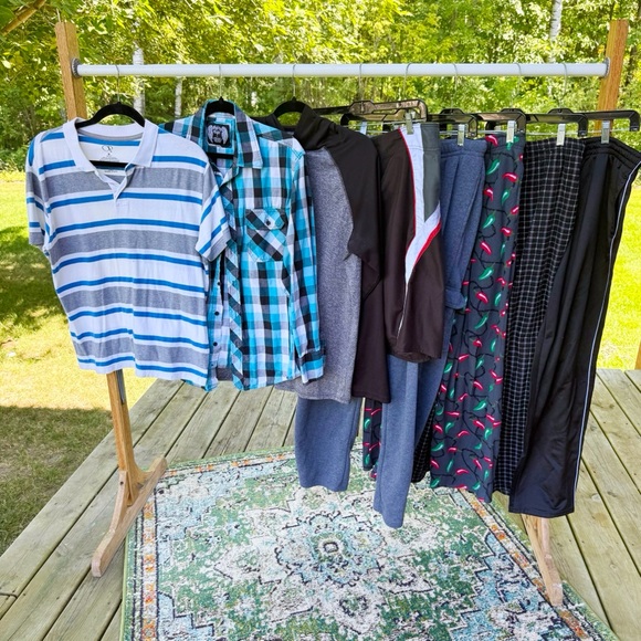 Men’s Size Large Clothing Lot 8 Pieces Fleece Pajamas Polos Swim Trunks Work Out - Picture 1 of 3